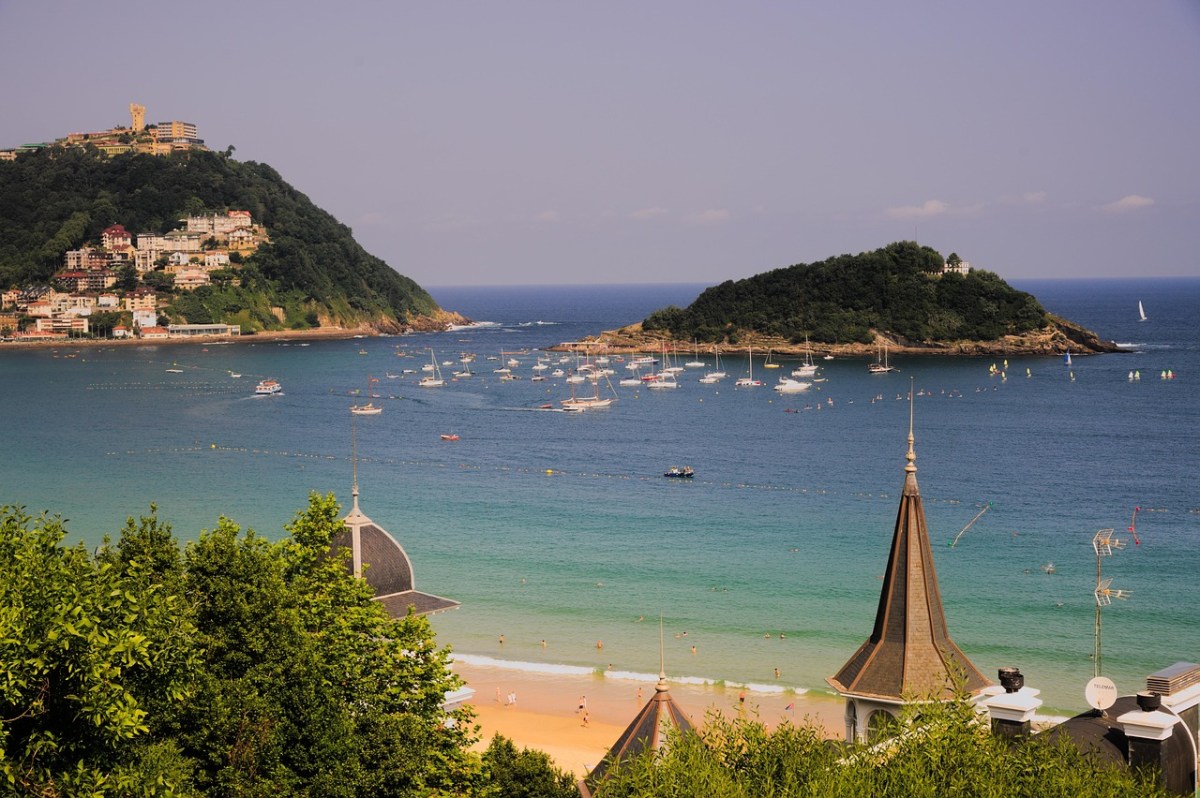 San sebastian beaches