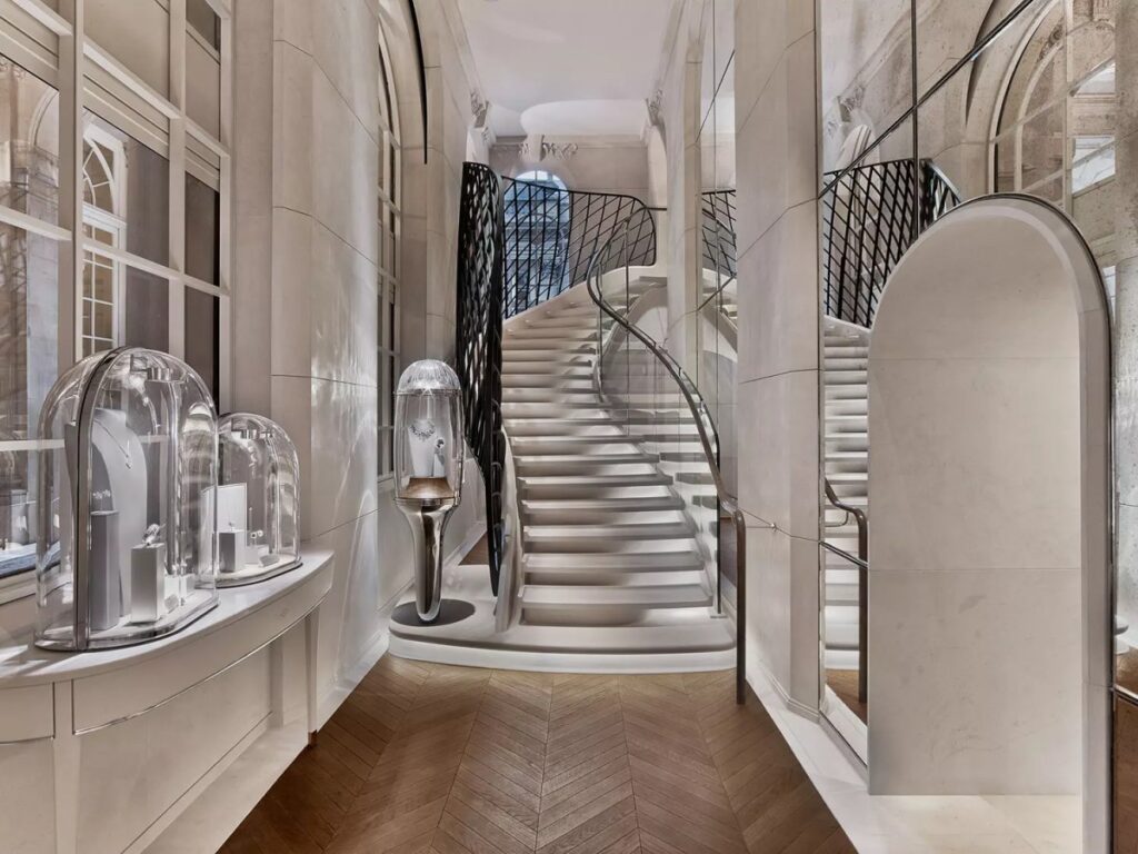 Van cleef and arpels france